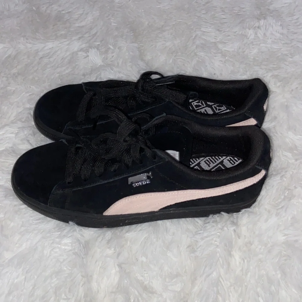 Puma - Picture 3 of 4